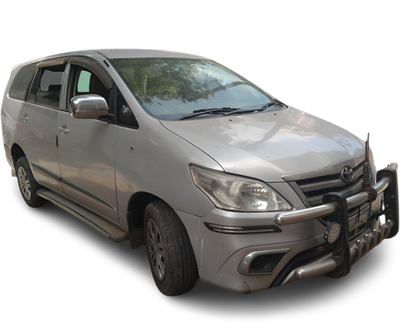 Toyota Innova-img